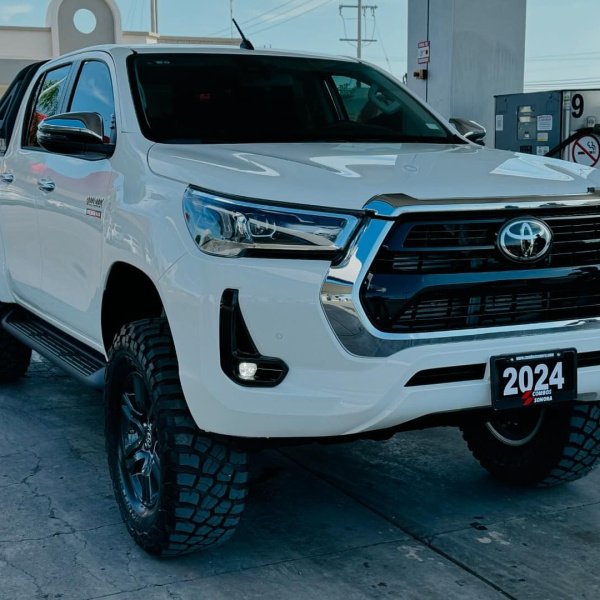 🚗 HILUX SRV 2024 ou R$ 290.000 no PIX! 💸